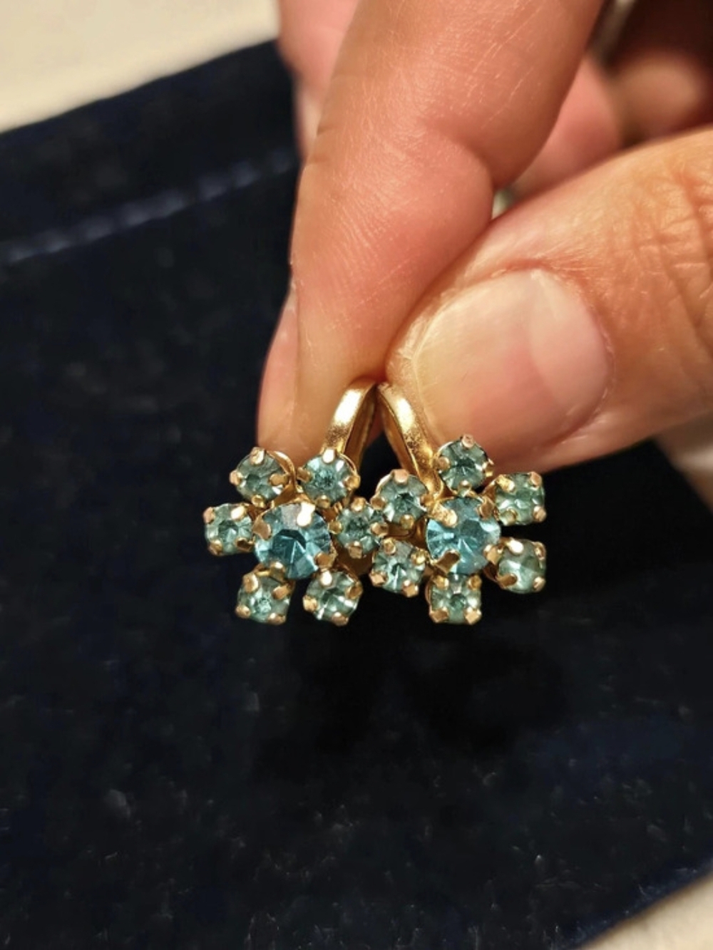 Vintage Blue & Gold Rhinestone Cluster Screw-Back Earrings